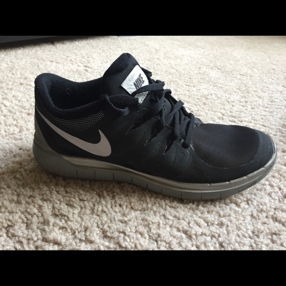 Nike sport/running shoes. - Picture 5 of 7