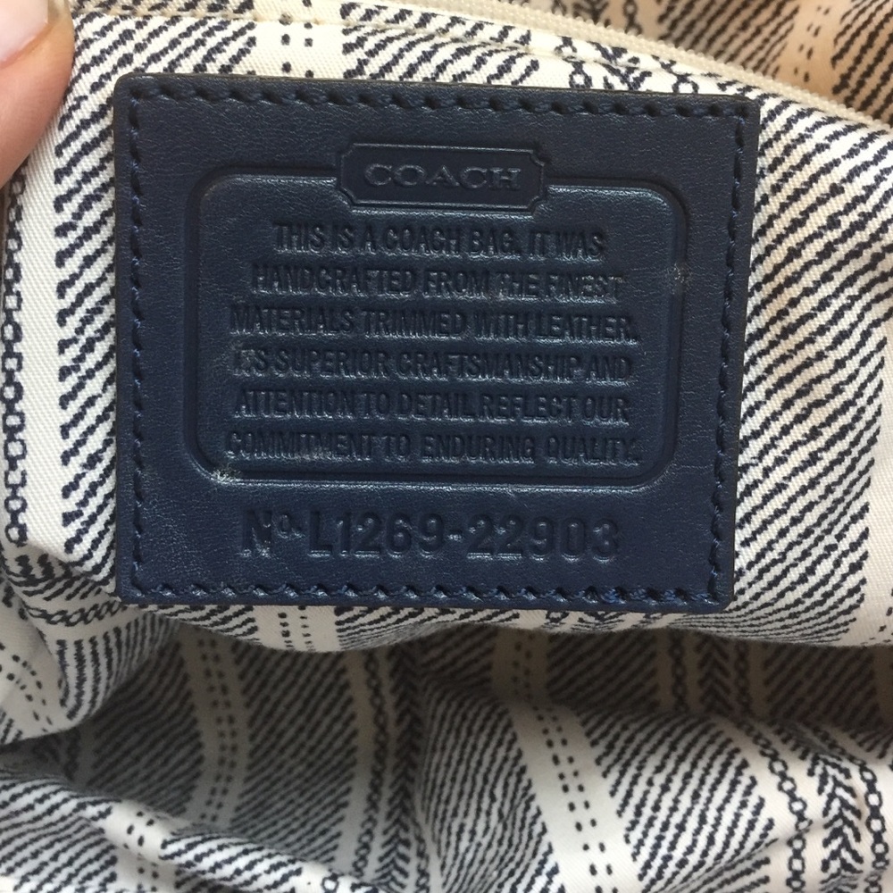 Coach Tote - Picture 4 of 4