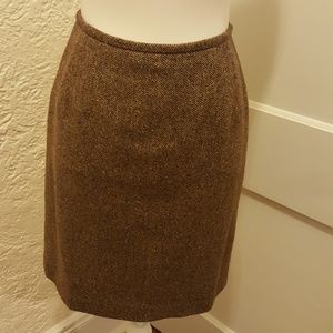 FINAL SALE!! Talbots wool blend skirt. Sz 6p