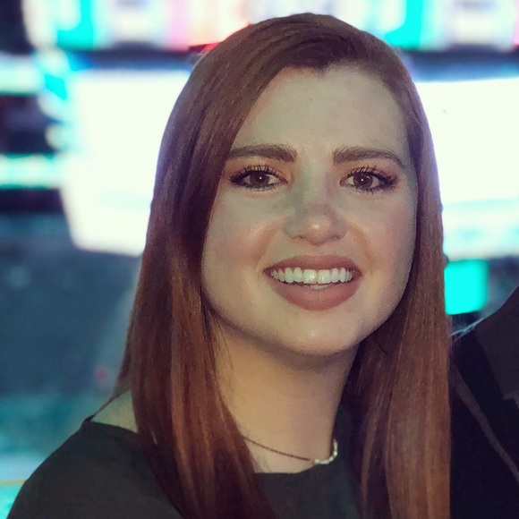 Meet your Posher, Cc - Picture 1 of 1