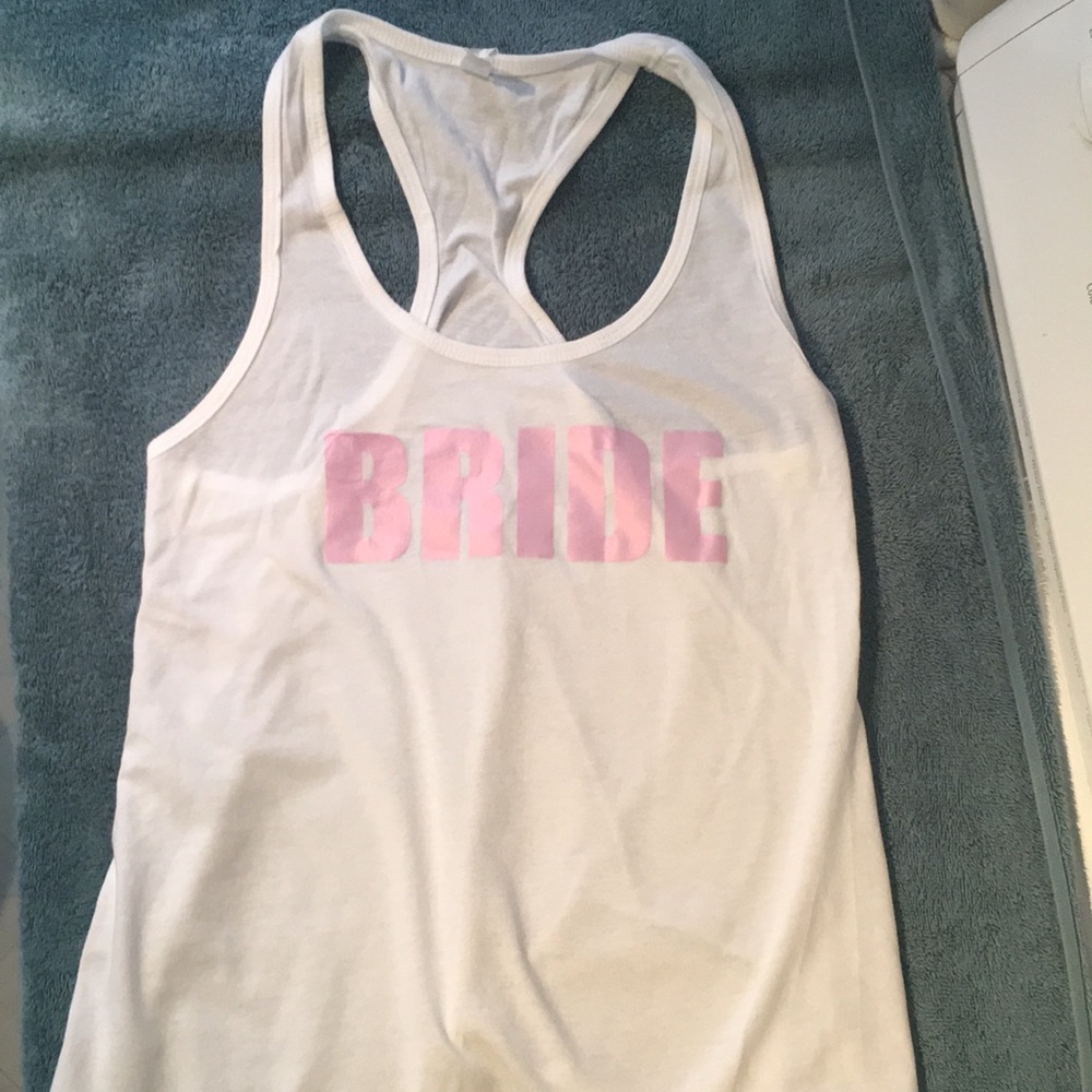 👰🏼 bride tank