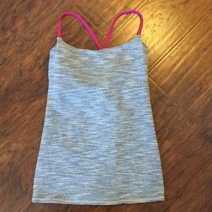 Like new! Lululemon top🔥