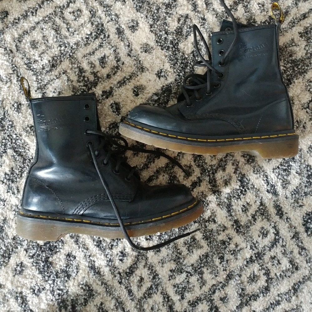 Dr Marten boots size 5