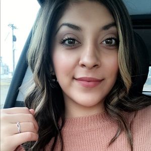 Meet your Posher, Vanessa