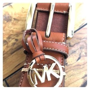 MICHAEL KORS LEATHER BELT SMALL