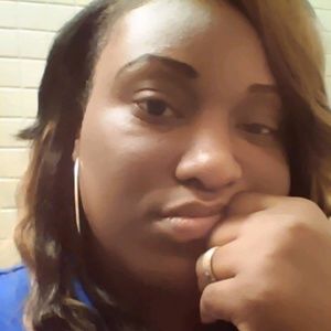 Meet your Posher, Sharonda