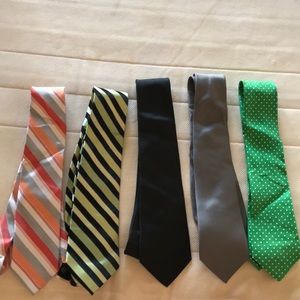 Men’s dress ties as a set