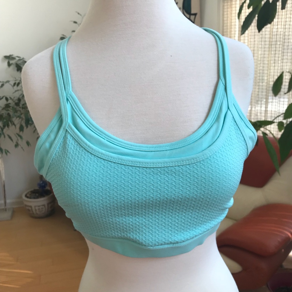 Forever 21 mint athletic bra size Medium
