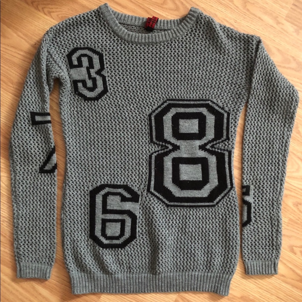 Yoki name brand shirt! sweater “flawless”