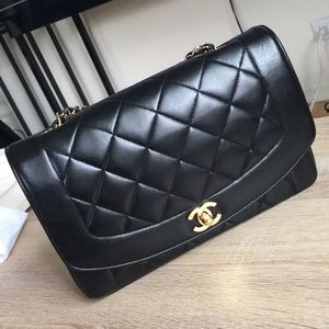 Chanel Vintage Lambskin Princess Diana Flap 25cm