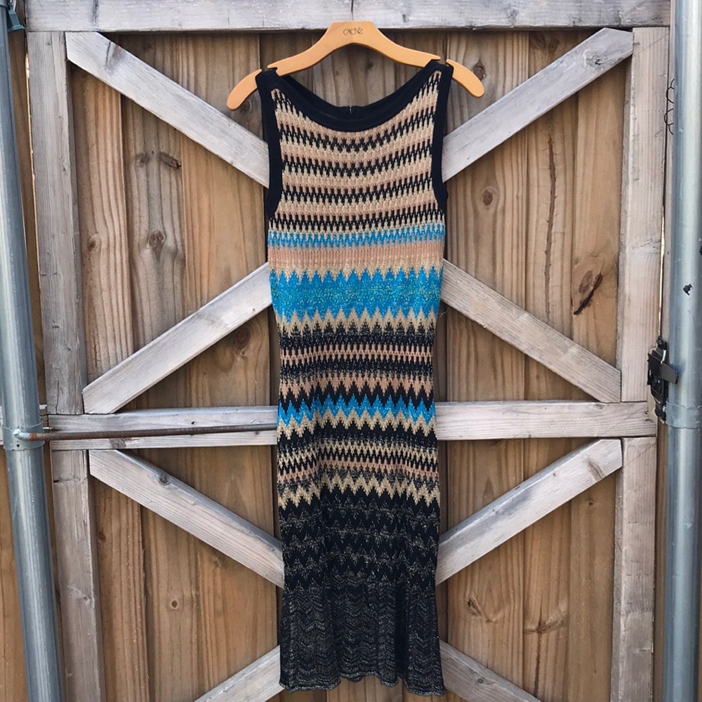 Cache Sweater Dress - Picture 1 of 8