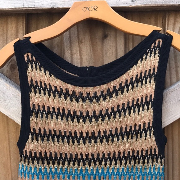 Cache Sweater Dress - Picture 4 of 8