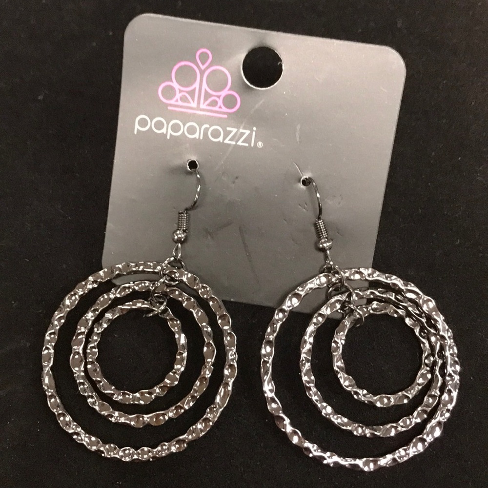 Gun Metal Gray dangle earrings!