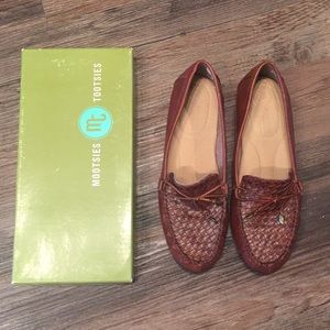 Mootsies Tootsies Loafers, Brown, Size 7.5
