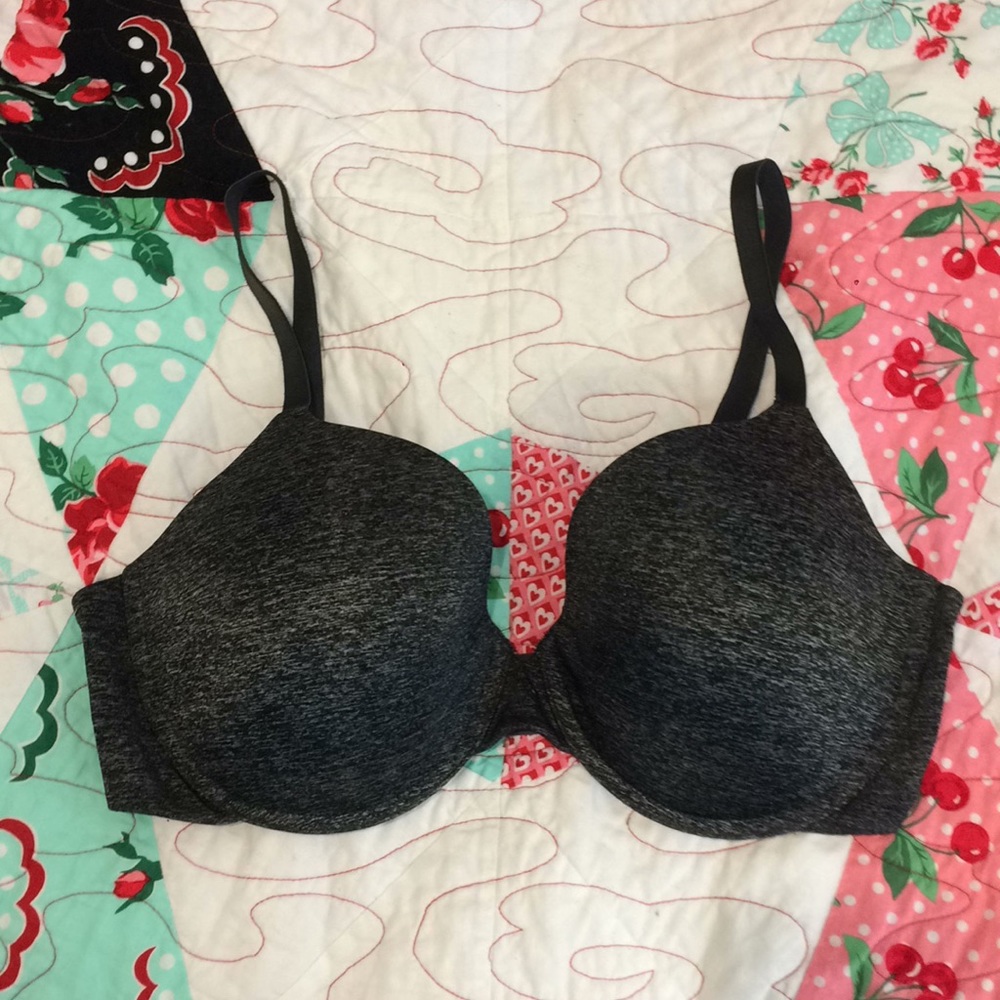Victoria's Secret Uplift Semi Demi 36DD