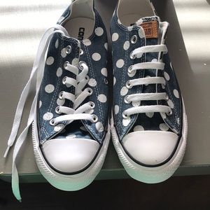Brand new never worn Converse