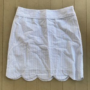 Vineyard Vines scalloped skirt
