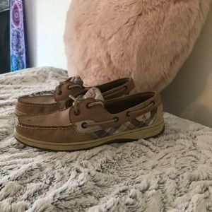 Lightly used Sperrys