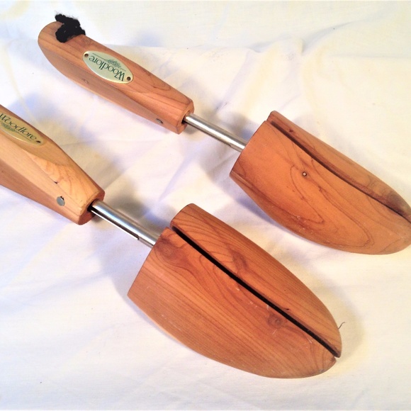*SOLD*WOODLORE CEDAR SHOE TREE SIZE MEDIUM - Picture 5 of 5