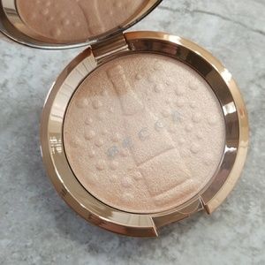 NEW Becca Champaigne Pop Pressed Highlighter