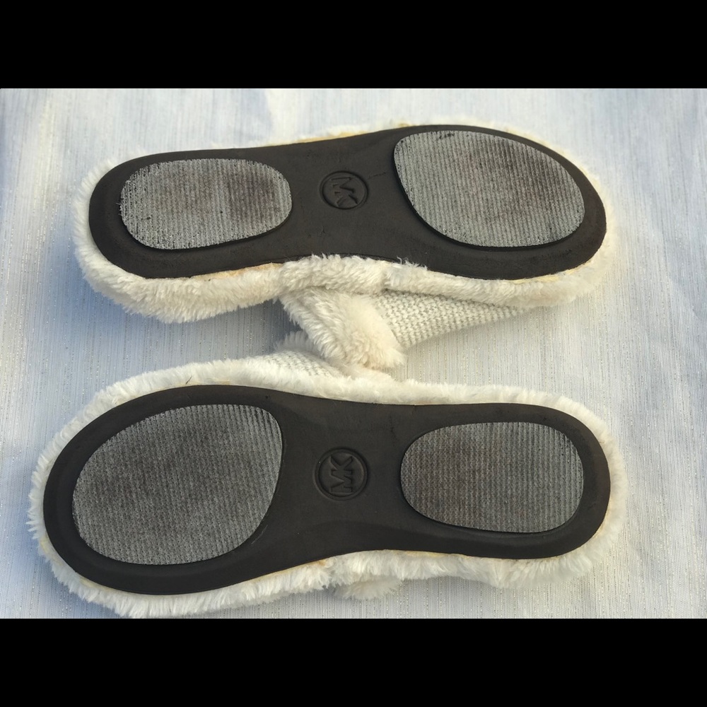 Sold - Picture 3 of 3