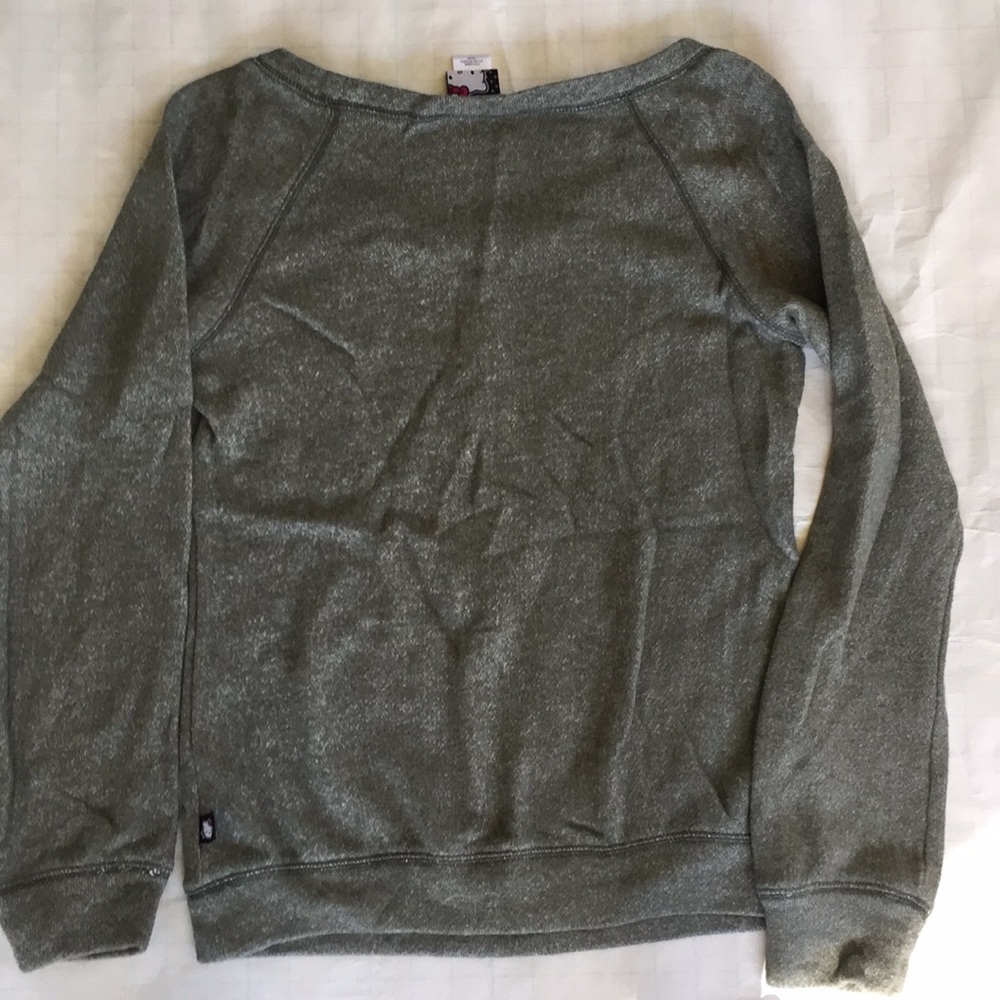 Hello Kitty Sweater - Picture 4 of 4