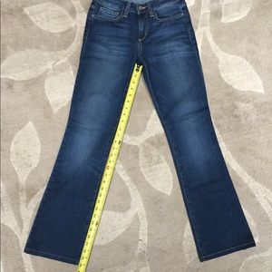 Like-new women’s curvy bootcut Joe’s Jeans