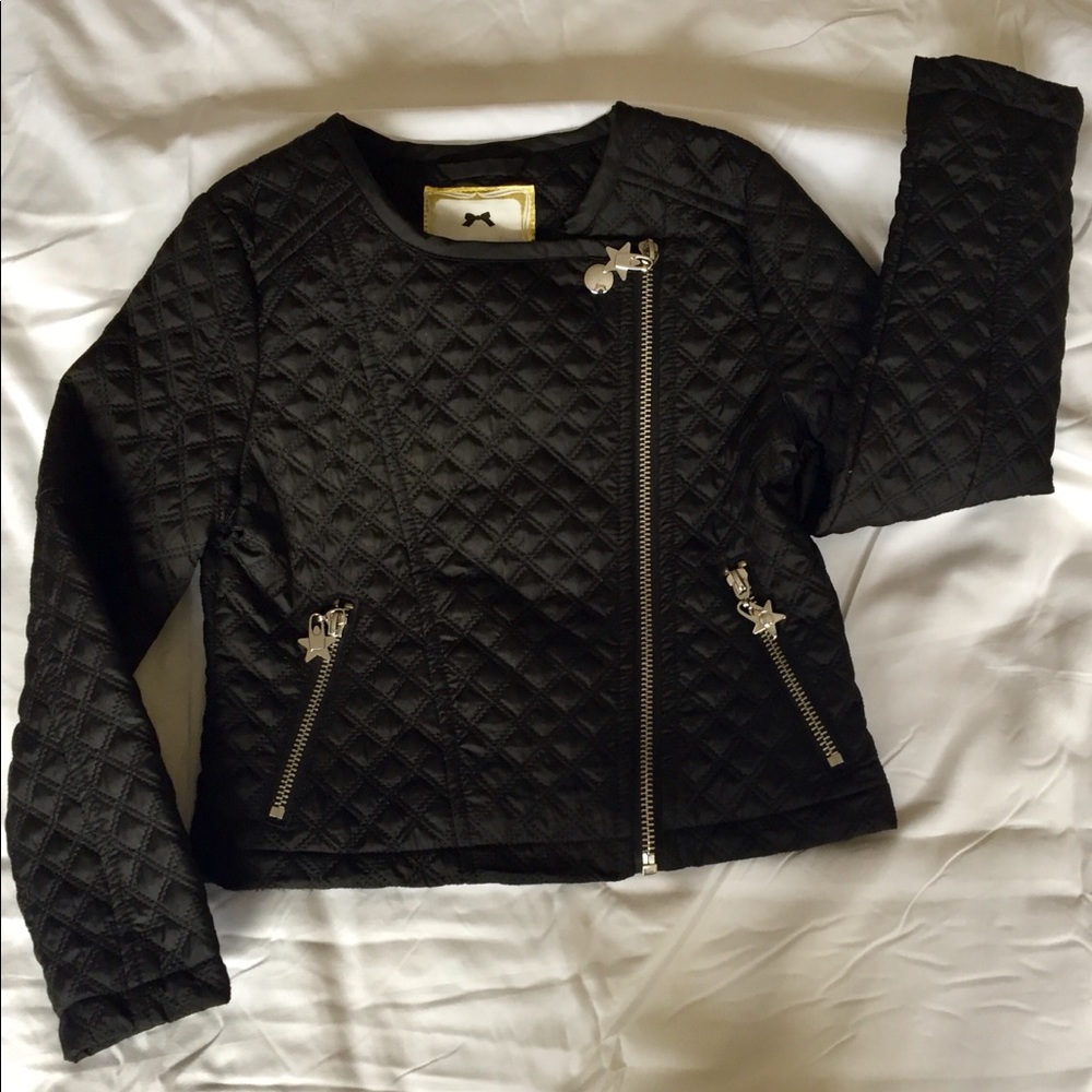 Real cool short black lite jacket 😎😎😎