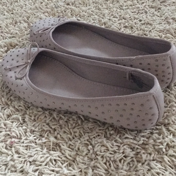 Old navy sparkle flats - Picture 2 of 4