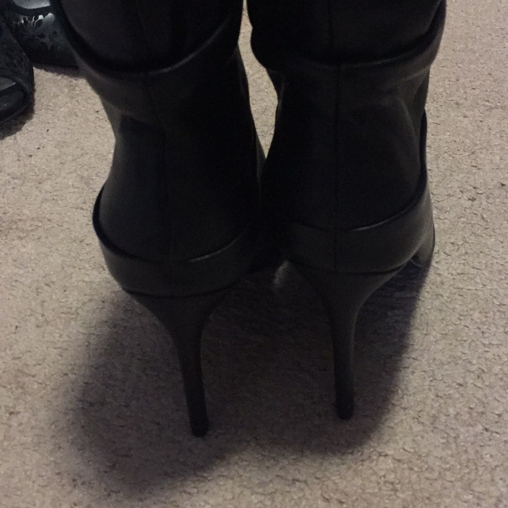 Brand new Jobie Booties - Picture 8 of 8