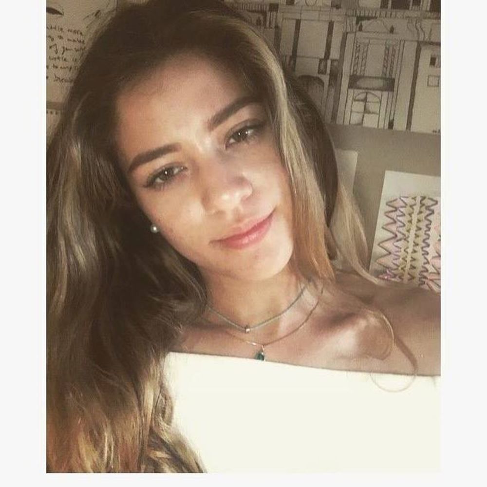 Meet your Posher, Valeria