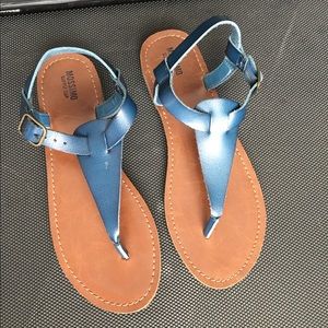 Mossimo sandals in blue, worn 2x!