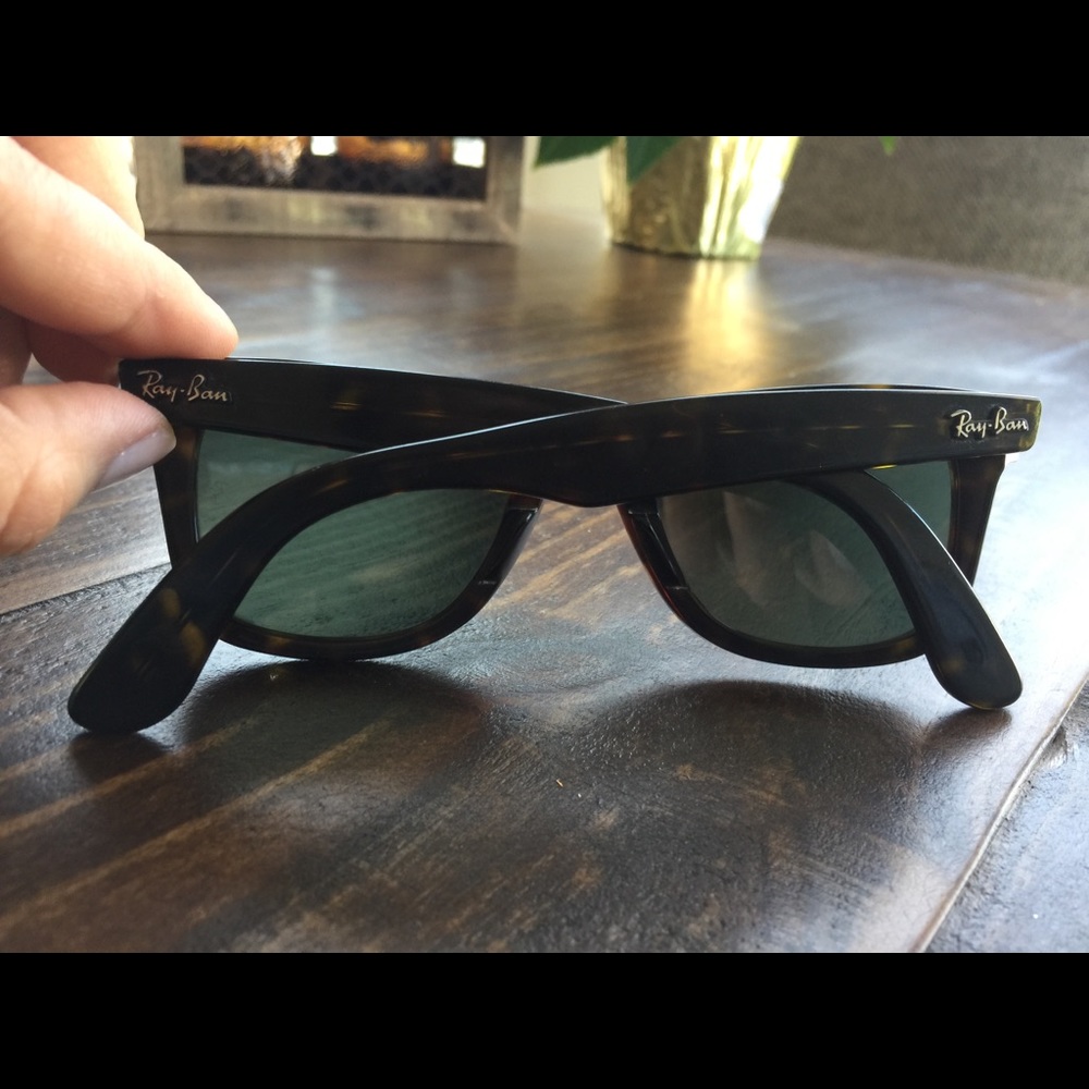 Ray-Ban Wayfarer sunglasses