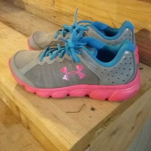 Youth Under Armour shoes. Never worn