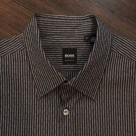 Hugo Boss Shirt - Picture 2 of 3