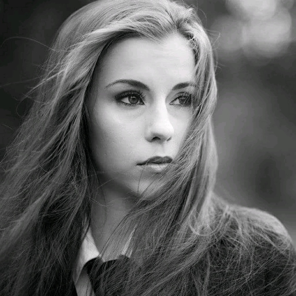 Meet your Posher, Rachel-elise