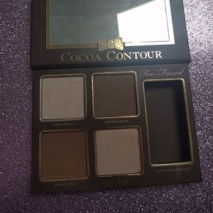 Too faced cocoa contour kit. Gently used.