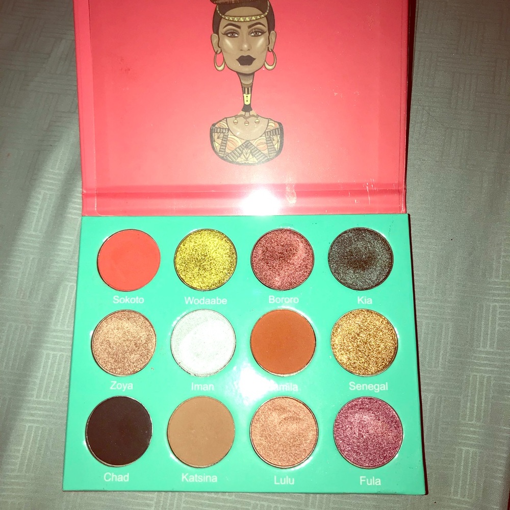 Juvia’s Place Saharan Palette