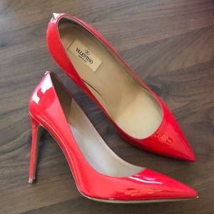 Valentino Garavani Rockstud Pumps