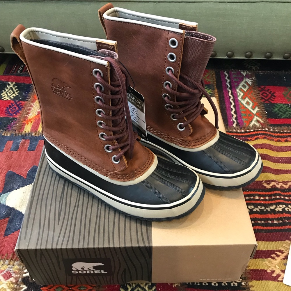 NWT Sorel Boots! 1964 premium leather