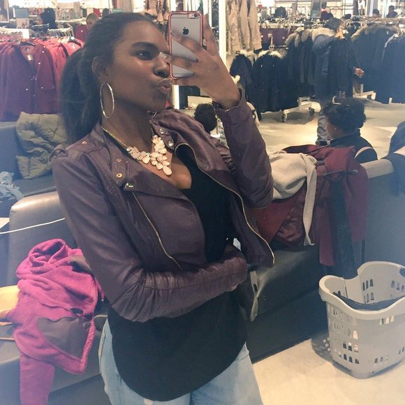 Meet your Posher, Grace - Picture 1 of 1