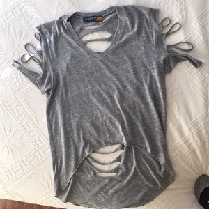 Super cute cut out tee