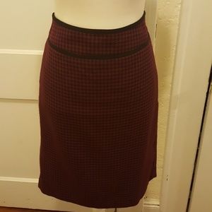 FINAL SALE!!Covington  houndstooth skirt. sz 8