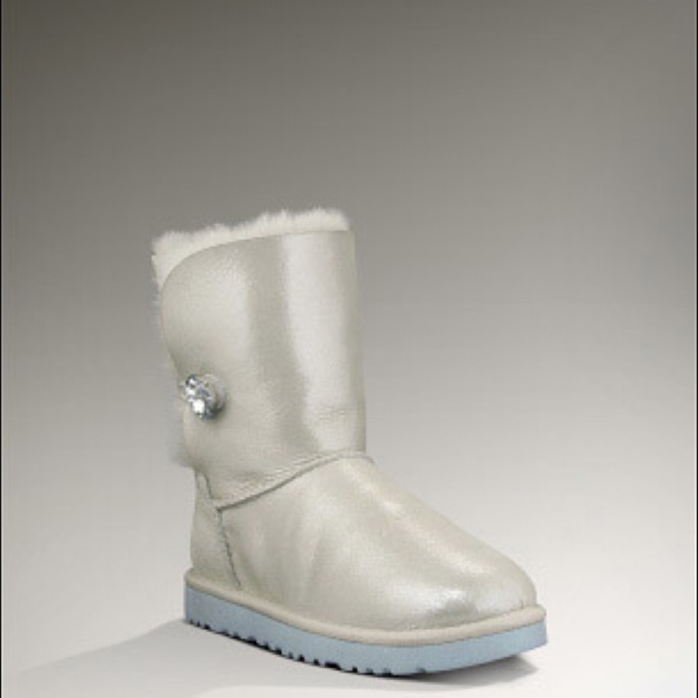 UGG Bailey Button I Do! Boot 💍