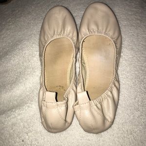 Tan/Nude Flats