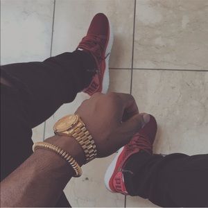 Meet your Posher, Anton