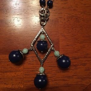 Retired NWOT Lia Sophia SIERRA VISTA necklace