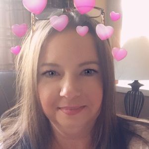 Meet your Posher, Vickie