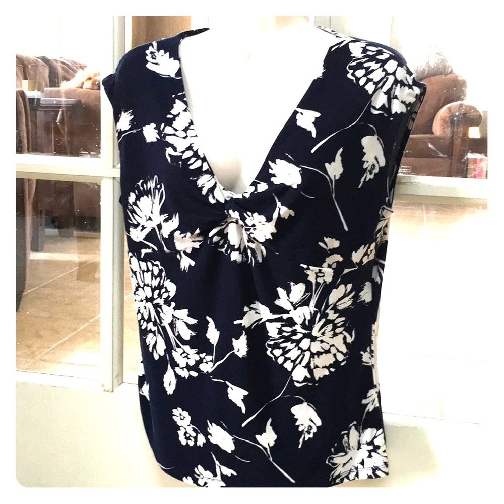 Navy blue white floral pattern Chaps blouse size L