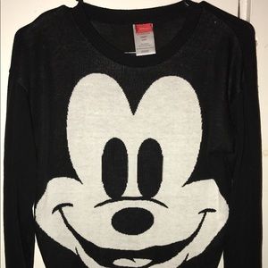 Mickey Mouse (Disney) sweater!
